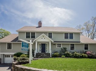 27 Witch Ln, Norwalk, CT 06853