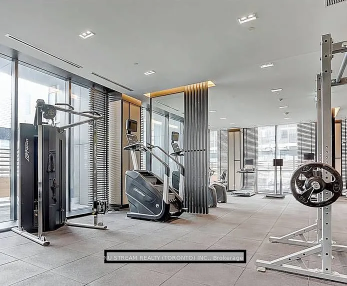 501 Yonge St #2504 — Photo 10