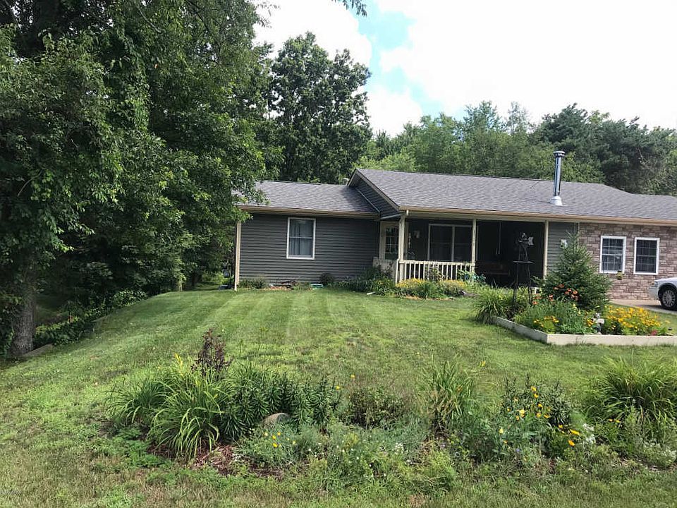 1st image of 1751 W Lakewood Blvd