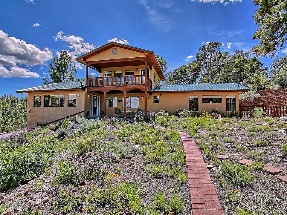 1st image of 15 Canyon Ln