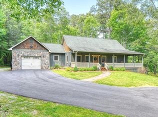 72 Saga Mountain Rd, Tiger, GA 30576