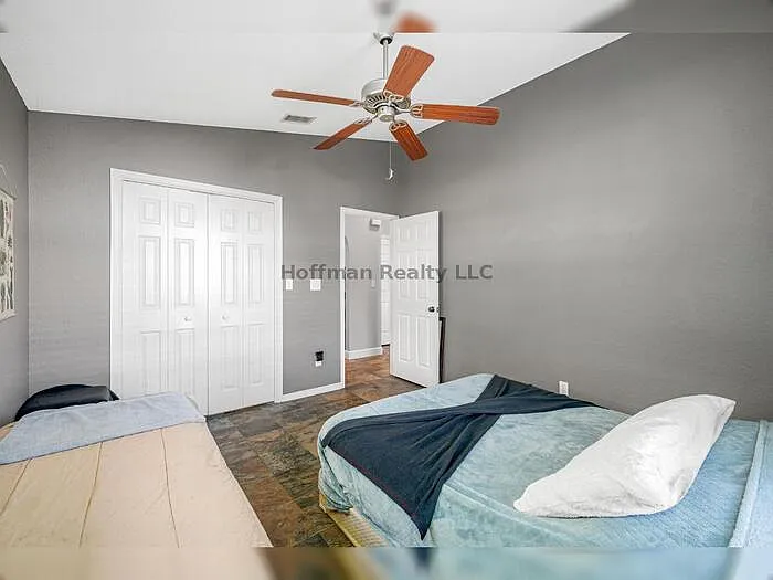 1632 Windsor Pl — Photo 42