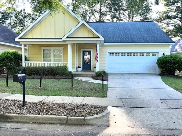 112 Lilac Ln, Dothan, AL 36305