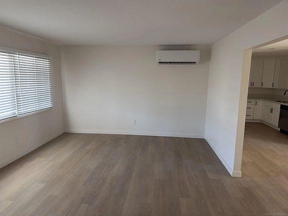 4th image of 9759 Abbeywood Rd