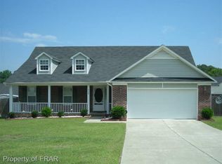 254 Hampton Dr, Raeford, NC 28376