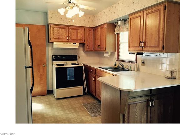 5th image of 308 Lynn Dr