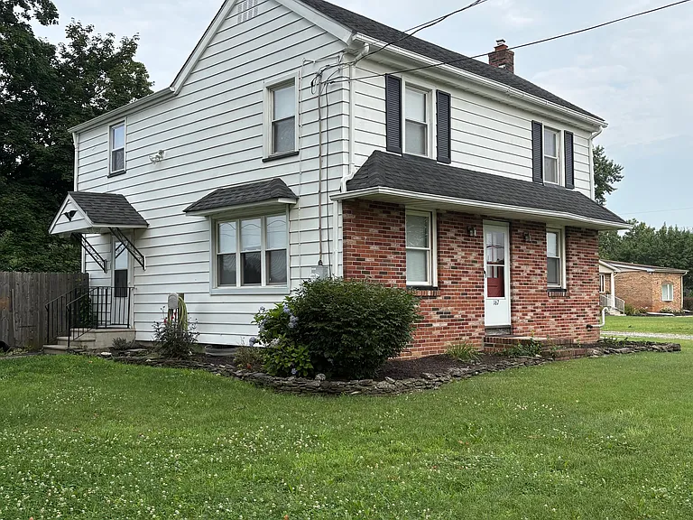 167 E Wolfert Station Rd — Photo 2