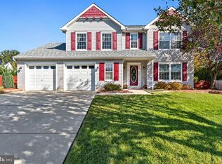 15 Briarwood Ln, Sewell, NJ 08080