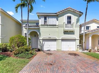 8739 SW 2nd Ter, Miami, FL 33174