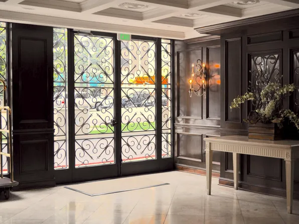 Wilshire Westwood, 10530 Wilshire Blvd, Los Angeles, CA 90024