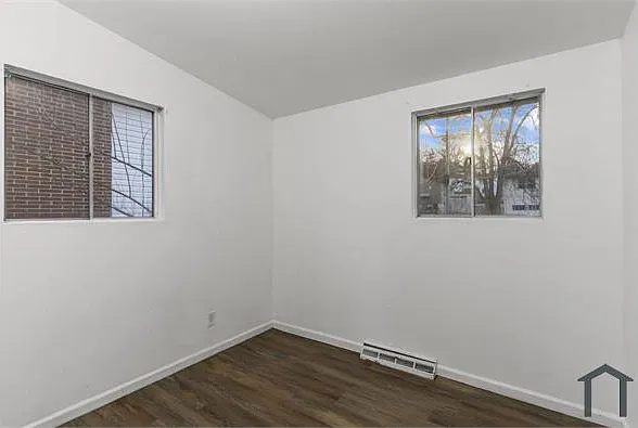 801 Thomas Ave — Photo 6