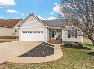 107 Stoneridge Dr, Gaffney, SC 29341