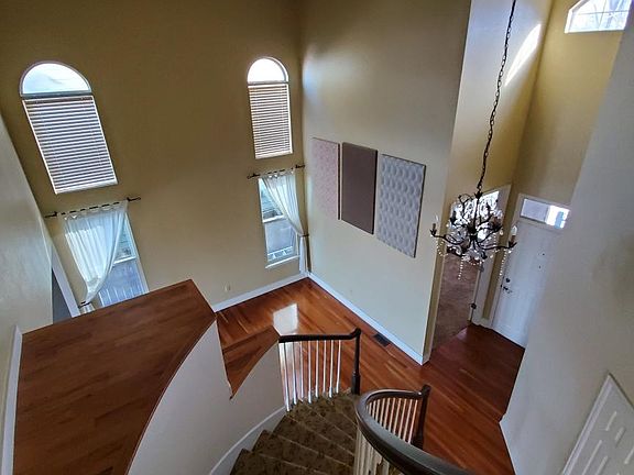 Foyer top view