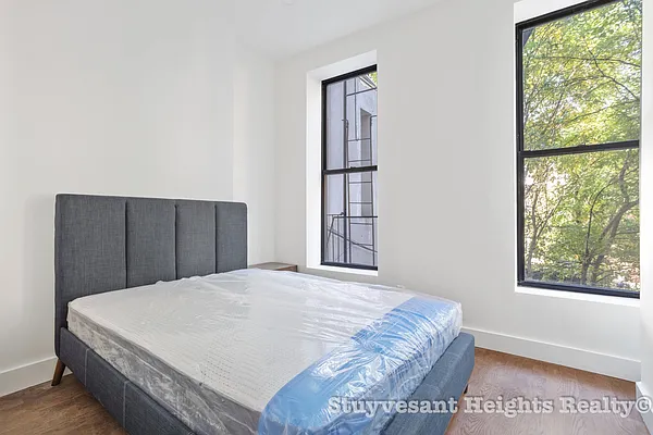 Rented by Stuyvesant Heights Realty Corp | media 22