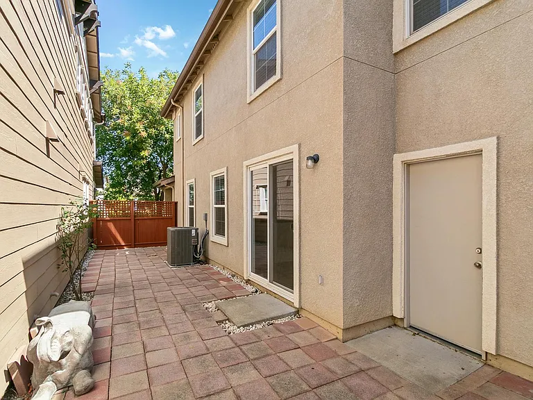 3215 Puffin Cir — Photo 26