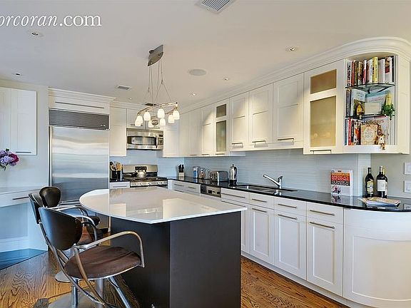 2nd image of 253 W 73rd St #10FG