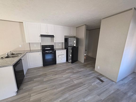 2nd image of 296 Westwood Cir