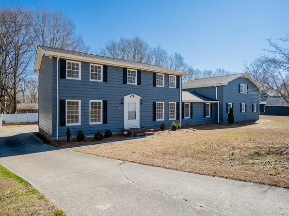 451 N Castle Rd, Dalton, GA 30720