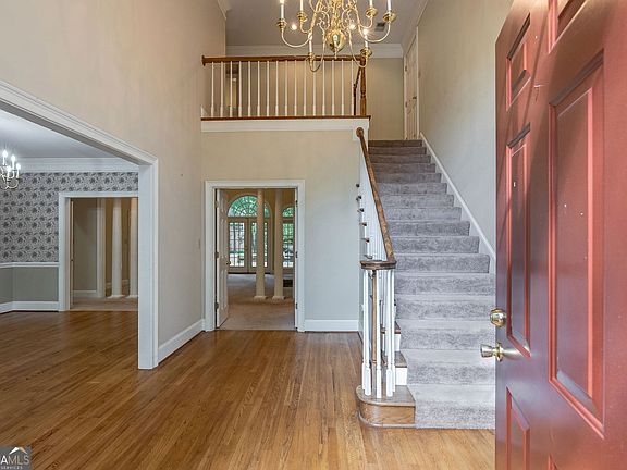 4th image of 105 Telfair Pl