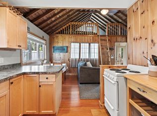 7 Sichols Colony Rd, Wales, MA 01081