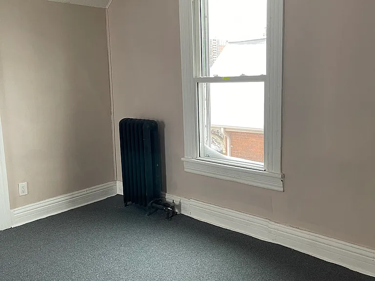 45 Ontario Ave #3 — Photo 6