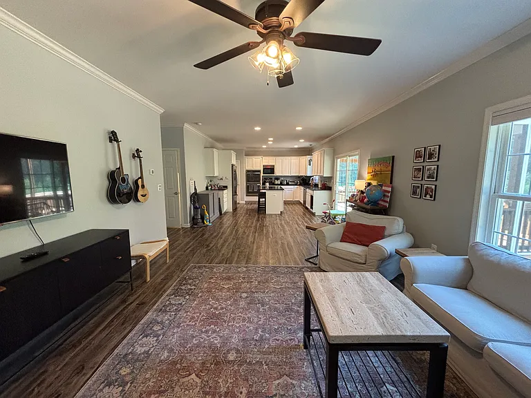 16209 Round Hill Rd — Photo 16