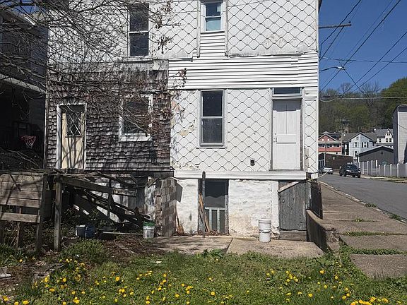 2nd image of 238 Webster St