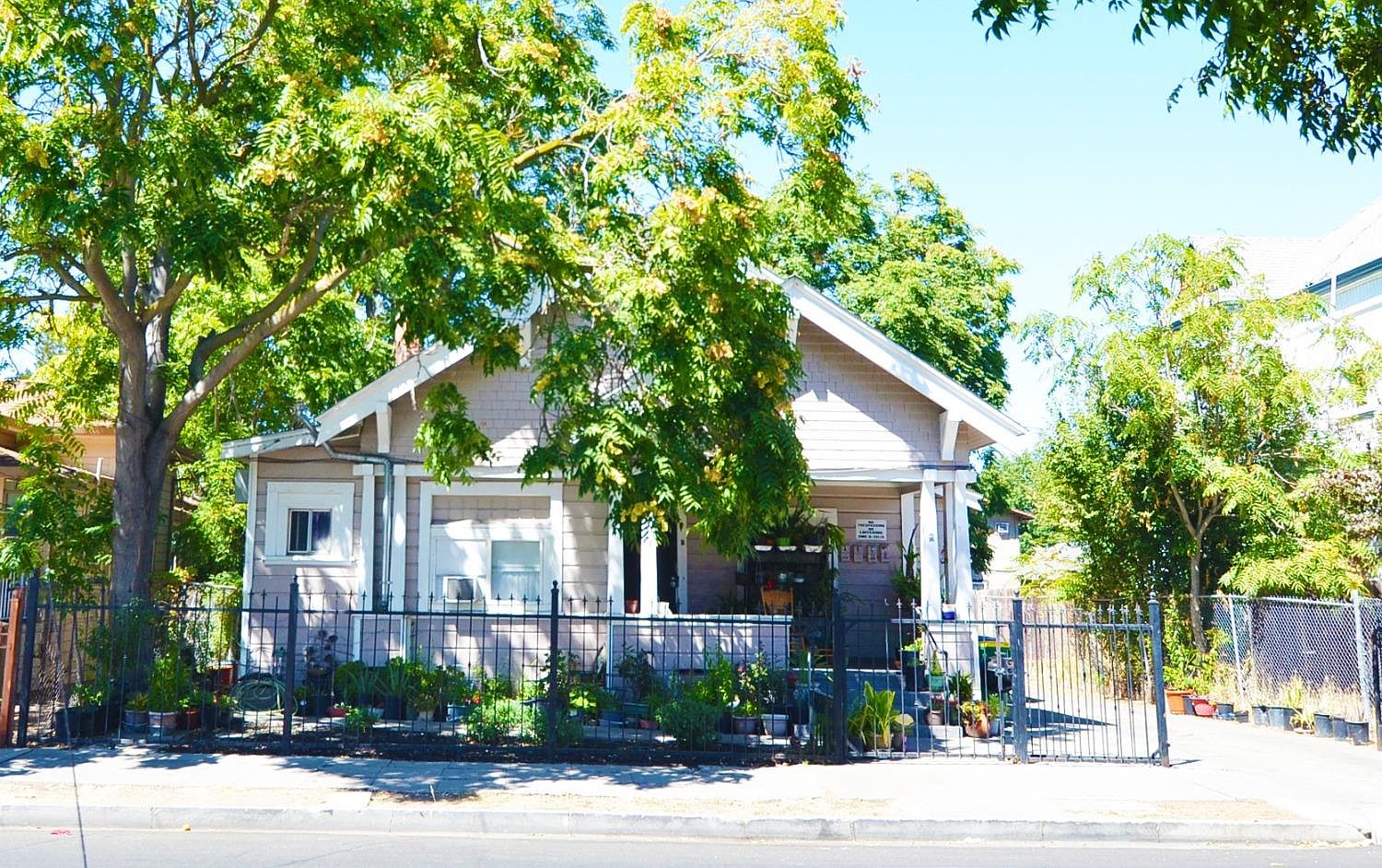 427 E Acacia St, Stockton, CA 95202 MLS 223063216 Zillow