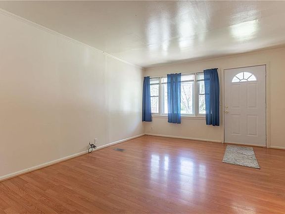 5th image of 204 S 31st St
