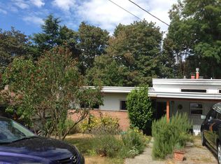 2734 NE 96th St, Seattle, WA 98115