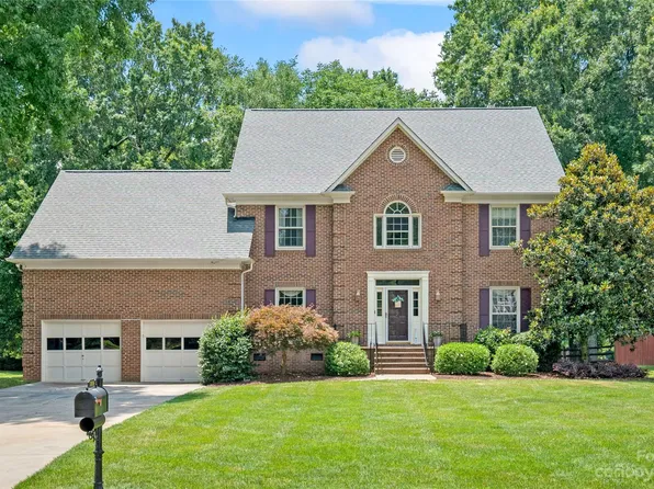 11654 Old Surry Ln, Charlotte, NC 28277