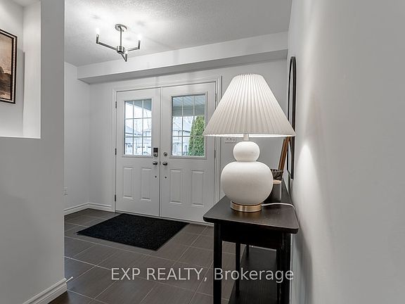 2nd image of 919 Foxcreek Rd