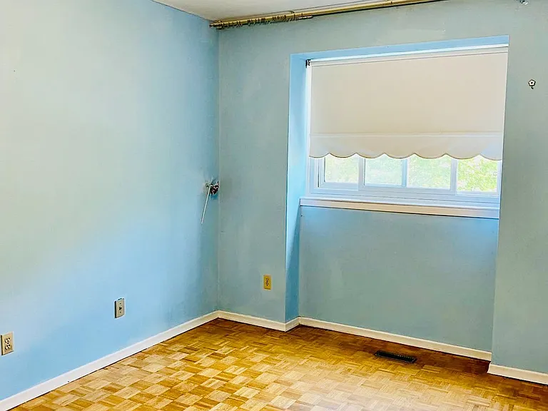 155 Corinthian Blvd — Photo 21