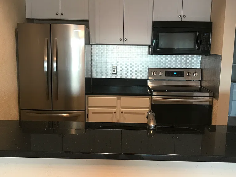 933 Southwest Dr #3 — Photo 9