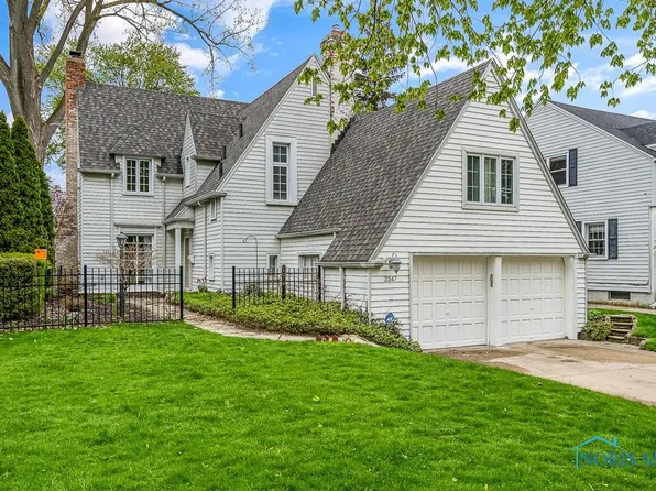 2347 Hempstead Rd, Toledo, OH 43606