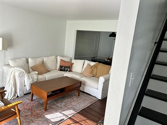 2nd image of 2368 Colony Way