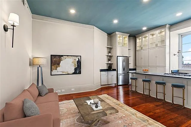 632 Esplanade Ave #301 — Photo 5