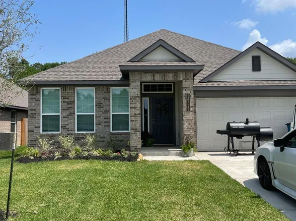 14372 N Summerchase Cir, Willis, TX 77318