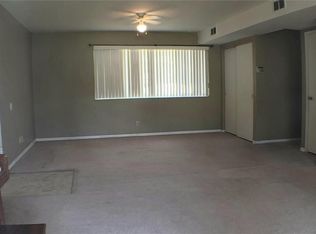 1213 Foxview Ter, Ballwin, MO 63011