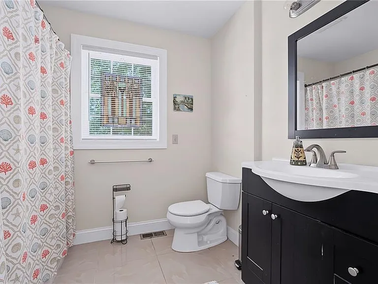45 Oakwood Ave — Photo 19