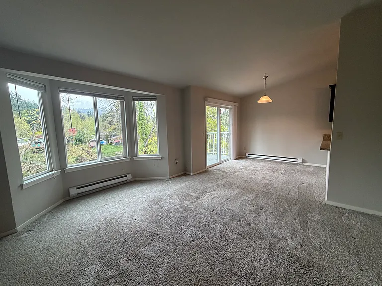 bay window to get closer to nature in any weather