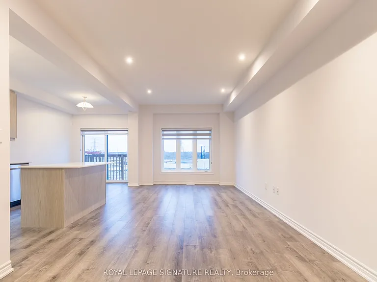 61 Soho St #10 — Photo 7