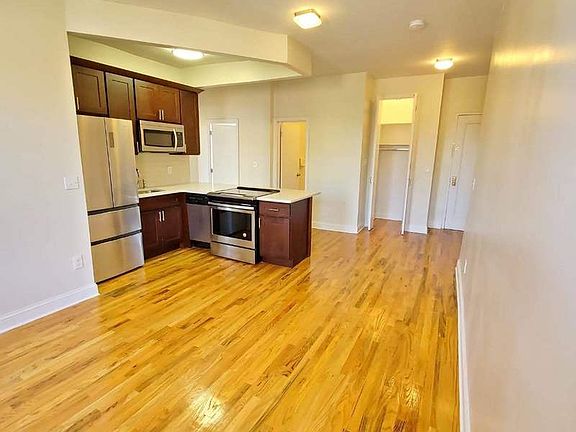 5th image of 115 Ocean Ave APT F10a