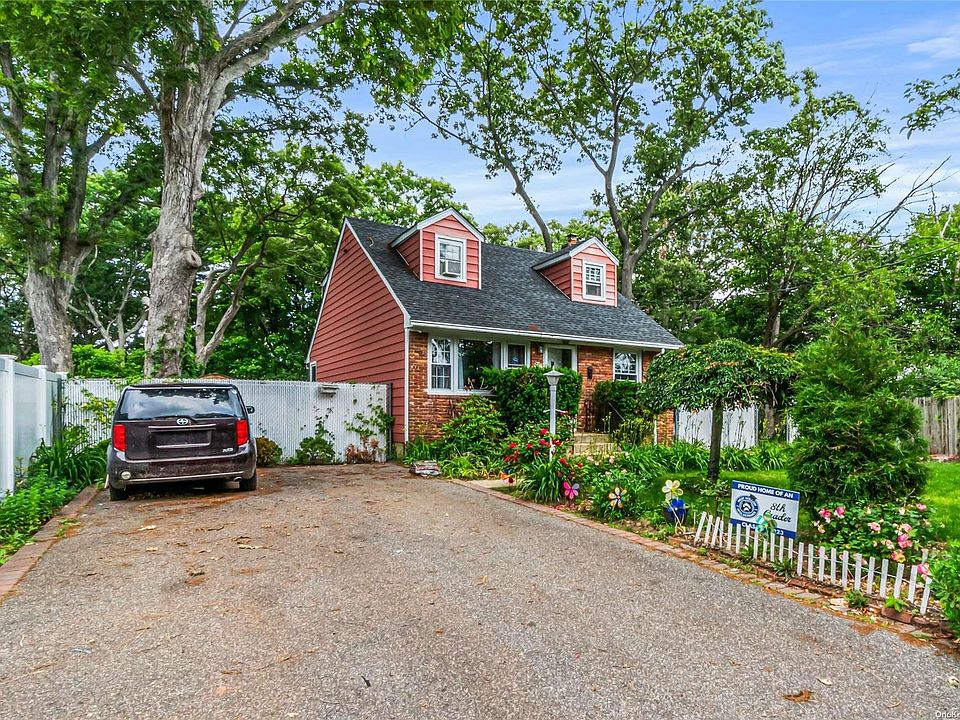 1st image of 75 Jervis Avenue