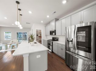 2616 Greenmarket Dr, Charlotte, NC 28217