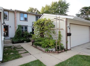 270 Lakeshore Ln #270, Bloomingdale, IL 60108