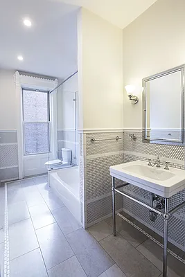 Rented by Stribling | media 29