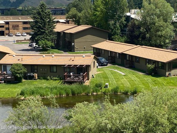 375 N Glenwood St APT B, Jackson, WY 83001