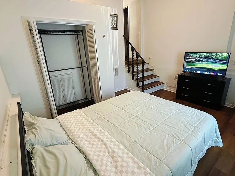 905 Denise Dr — Photo 8