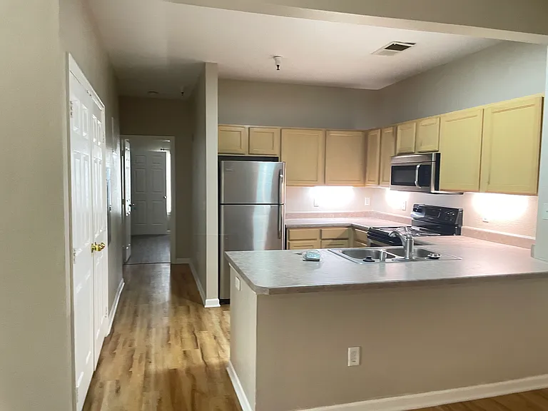 200 Talus Way #421 — Photo 5
